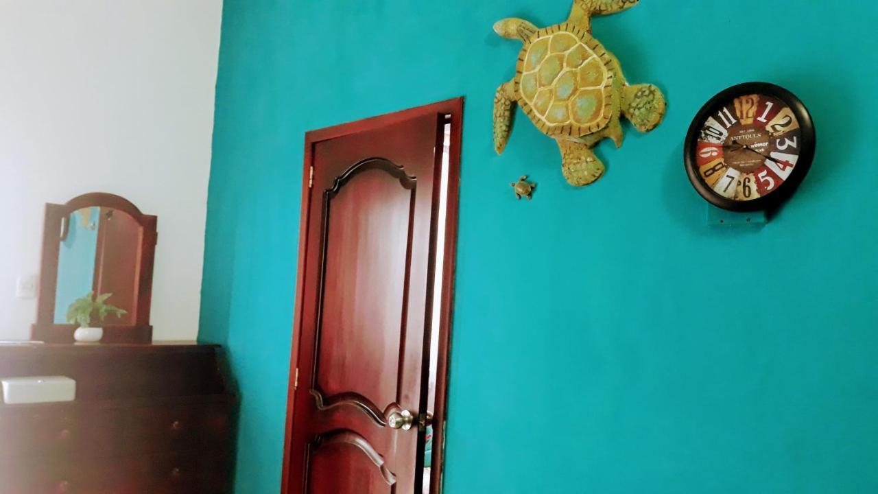 Suite Galarous Island Puerto Ayora  Ngoại thất bức ảnh