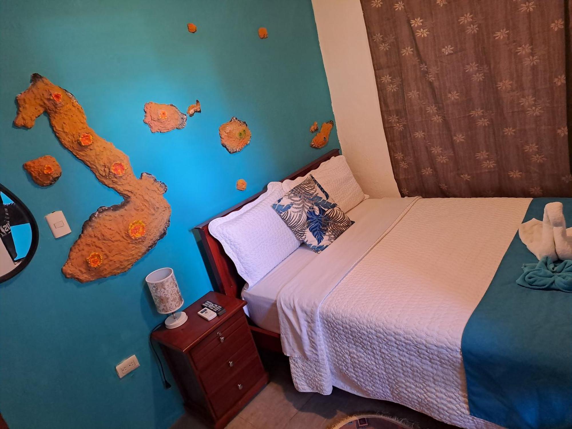 Suite Galarous Island Puerto Ayora  Ngoại thất bức ảnh