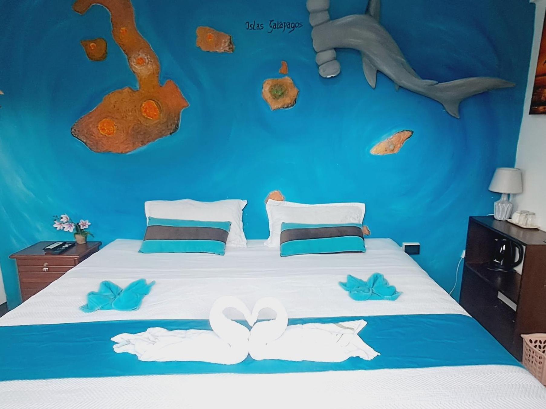 Suite Galarous Island Puerto Ayora  Ngoại thất bức ảnh