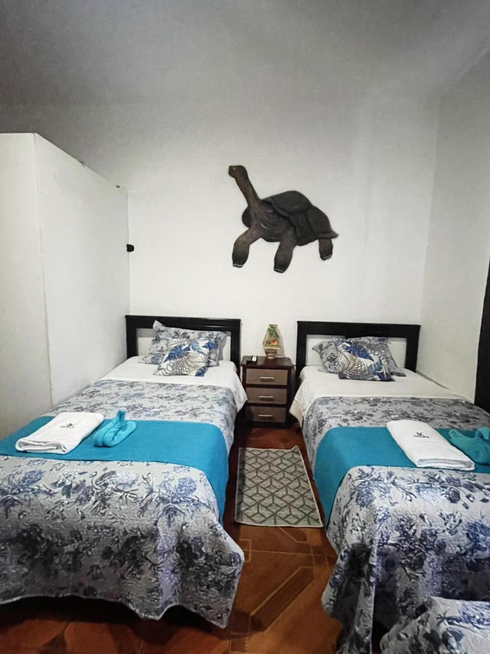 Suite Galarous Island Puerto Ayora  Ngoại thất bức ảnh